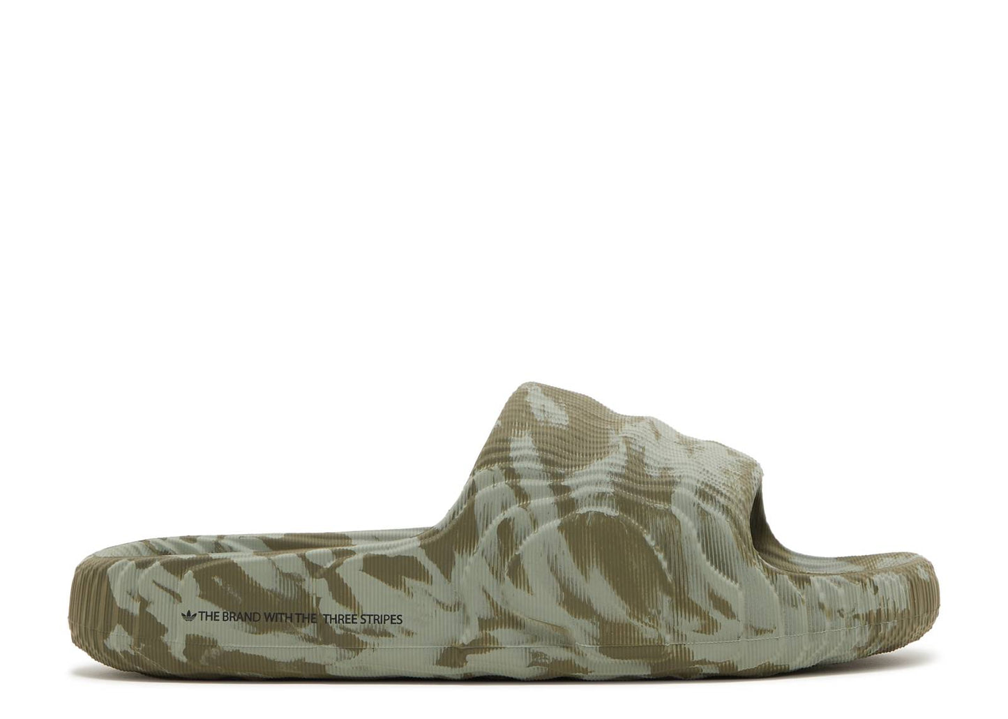 ADILETTE 22 'OLIVE STRATA CAMO'