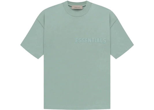 ESSENTIALS FW23 TEE SYCAMORE