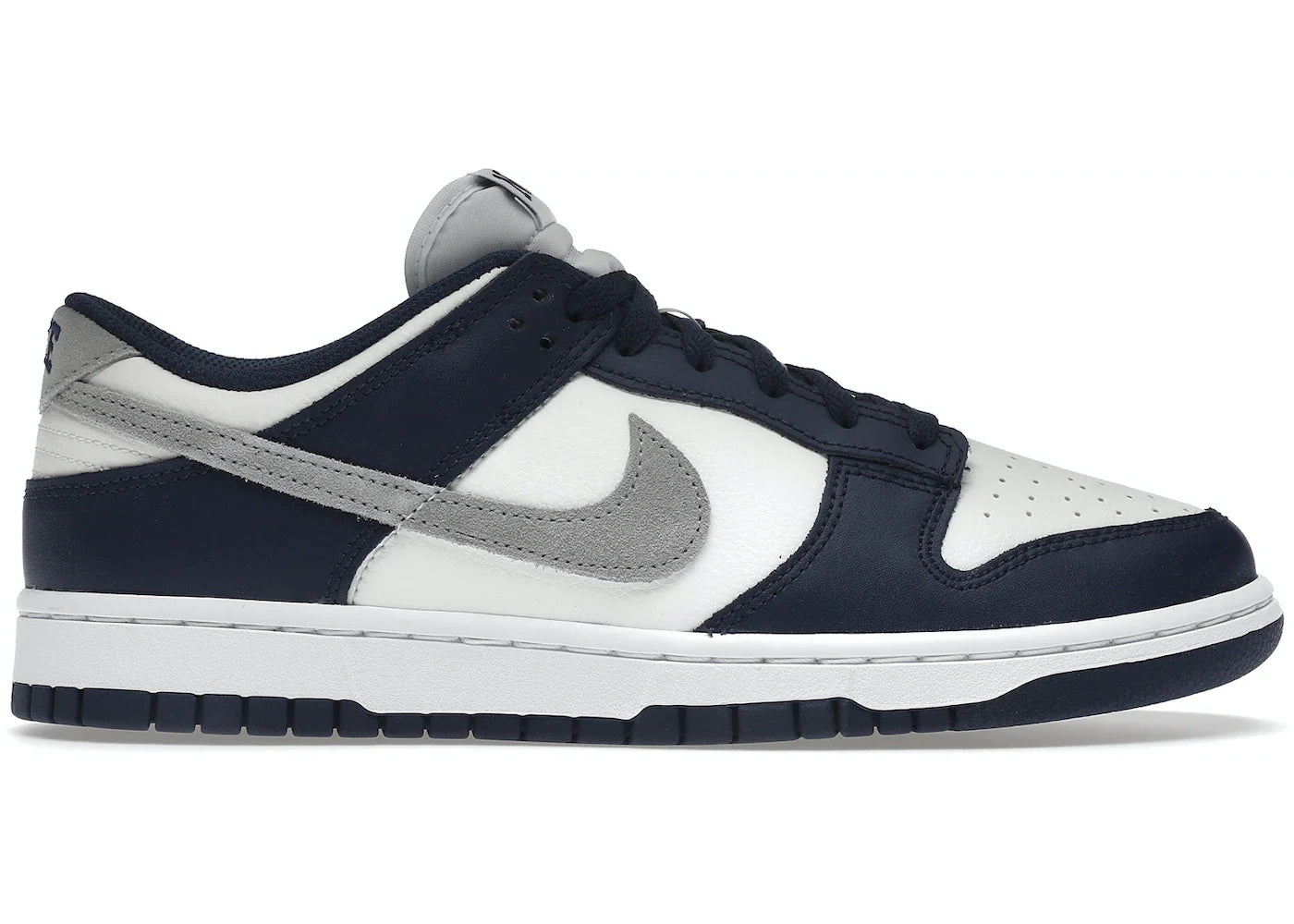 DUNK LOW 'SUMMIT WHITE LIGHT SMOKE GREY'