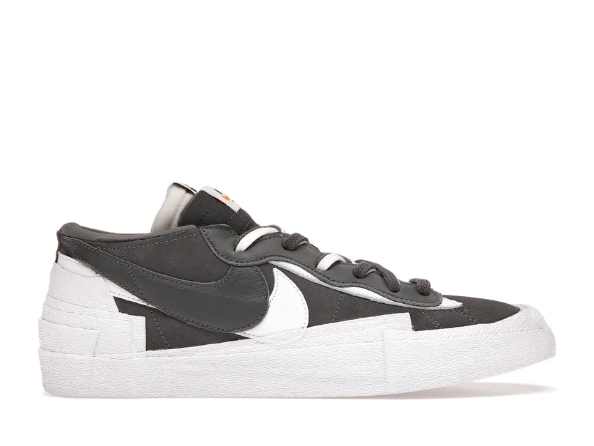 NIKE BLAZER LOW SACAI "IRON GREY"