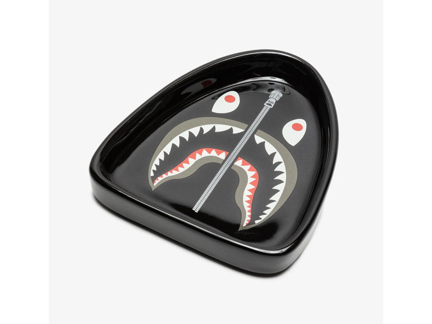 BAPE SHARK ASHTRAY "BLACK"