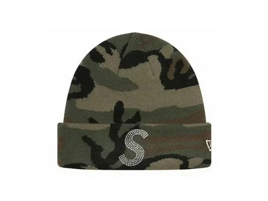 SUPREME NEW ERA SWAROVSKI S LOGO BEANIE "WOODLAND CAMO"